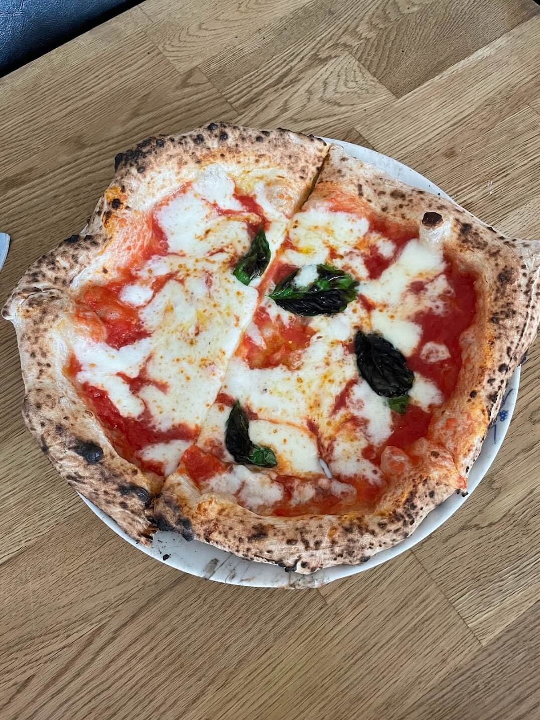 Pizza Margherita.